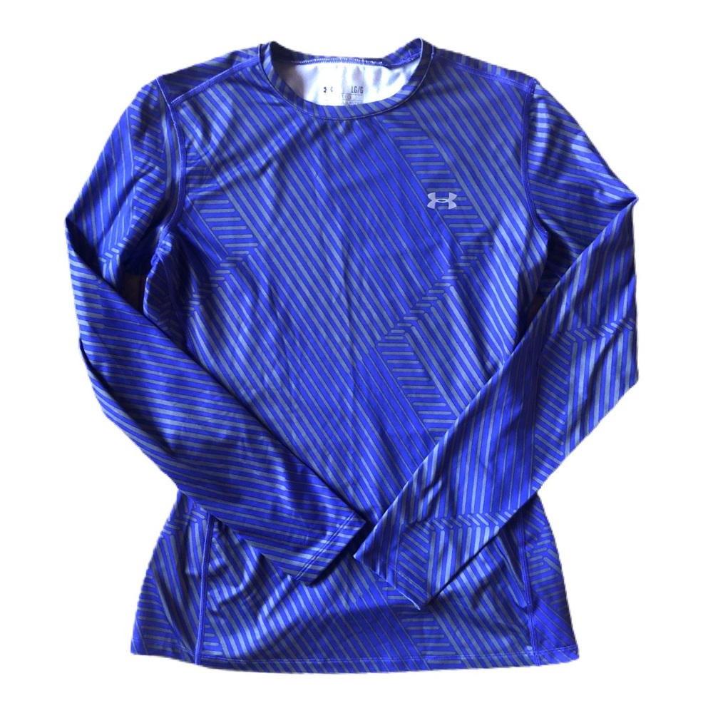 Under Armour top